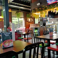 Green-&-Pepper-Restaurant-in-gulshan-2