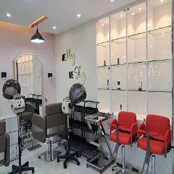 Samirah's Beauty Parlour (Sajuguju)